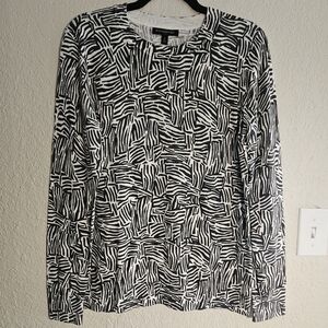 Banana Republic Black and white patterned sweater